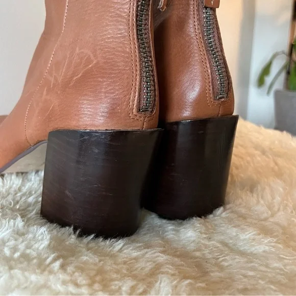 Dolce Vita Cyan Cognac Leather Ankle Booties - Picture 14 of 16